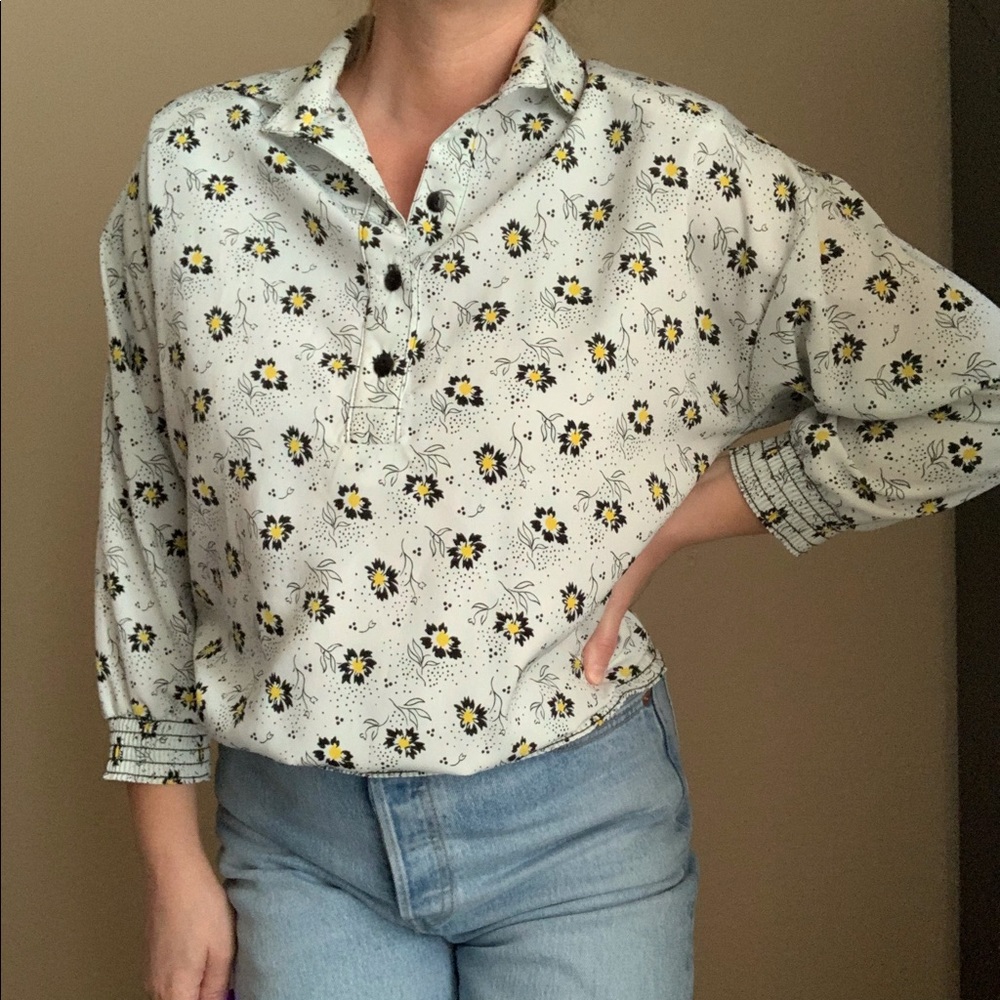 VINTAGE Light Blue 70s Style Floral Top